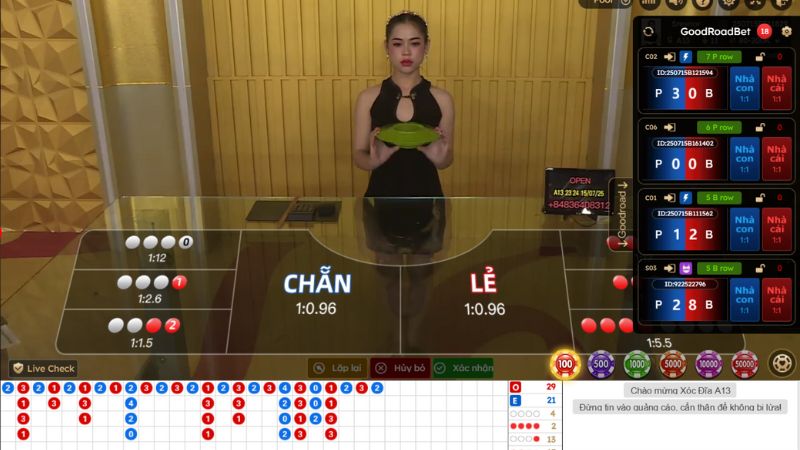 Bàn cược xóc đĩa có dealer là người thật tại nhà cái